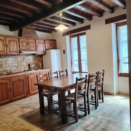 Casa de Férias Maison Familiale Avec Vue à Villefranche-de-Conflent